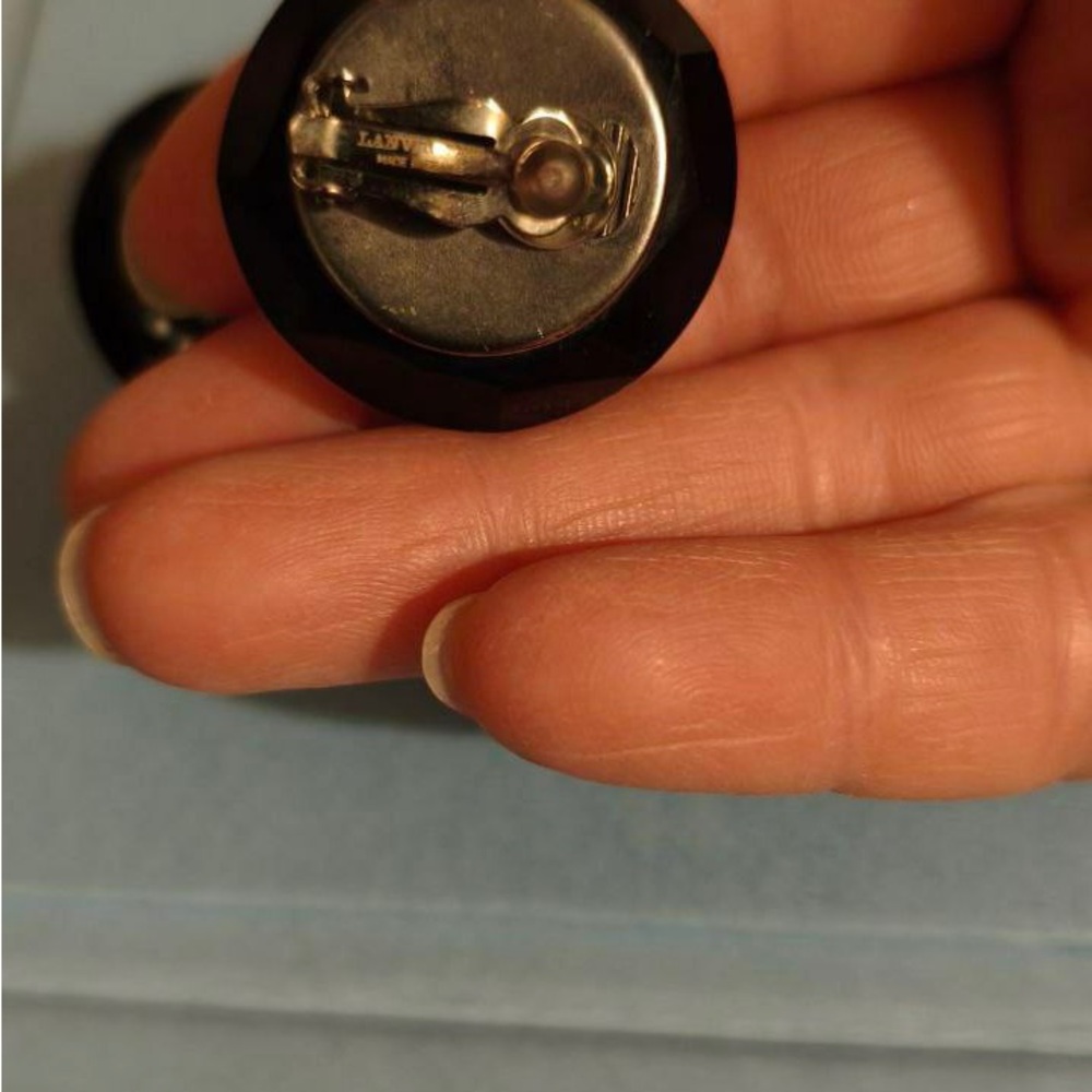 Lanvin Paris black crystal earring clip - Picture 8 of 15